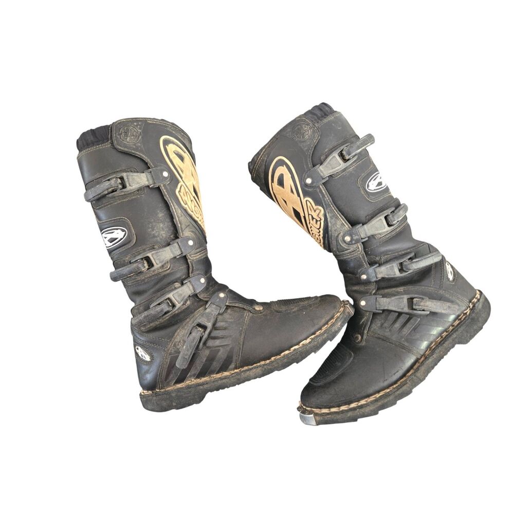 Italian Made Answer Team 2 Motorcycle Boots Men 9 Black Made Buckle Closure